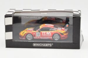 Porsche 911 997 GT3 R ITAS #18 De Lorenzi / Bonetti / Caccia / Bontempelli 24 Hours of Spa 2011 Minichamps 1:43 400118918 Die - image 4 of 4
