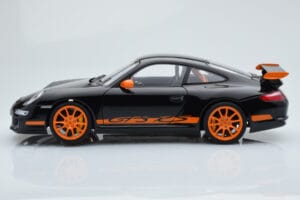 Porsche 911 997 GT3 RS Black AUTOart 1:18 WAP02112017 Diecast - image 4 of 8