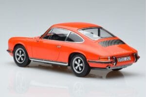 Porsche 911 2.0 E Orange Norev 1:18 187628 Diecast - image 5 of 6
