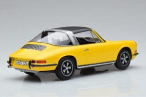 Porsche 911 E Targa Norev 1:18 187643 Diecast - image 3 of 7