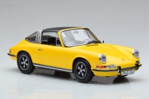 Porsche 911 E Targa Norev 1:18 187643 Diecast - image 5 of 7