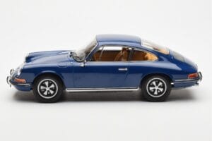Porsche 911 S 901 Blue Norev 1:18 187647 Diecast - image 3 of 6