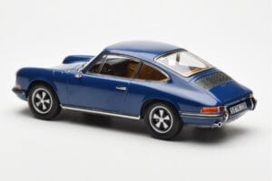 Porsche 911 S 901 Blue Norev 1:18 187647 Diecast - image 5 of 6