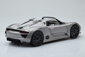 Porsche 918 Spyder Prototype Grey Metallic Minichamps 1:18 110060030 Diecast - image 3 of 7