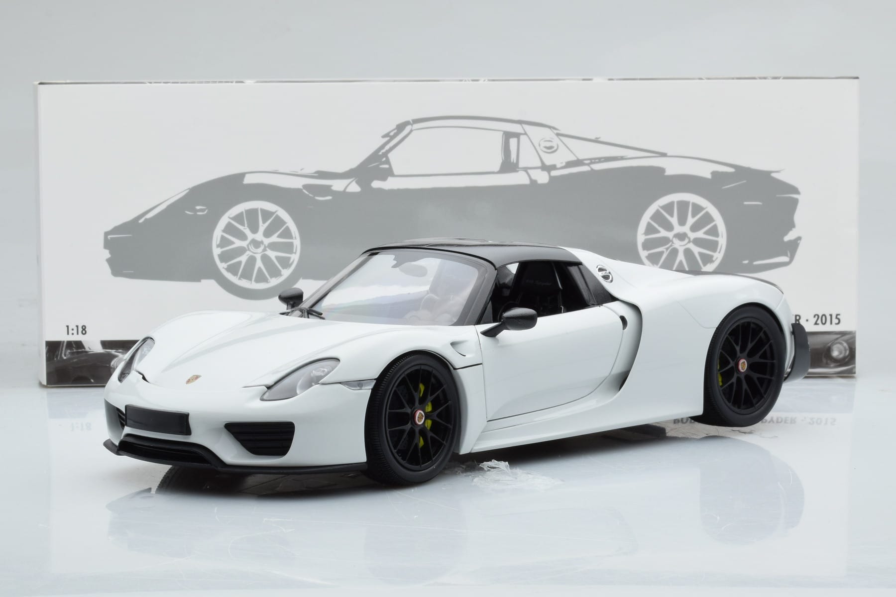 Porsche 918 Spyder Weissach Package White With Black Wheels