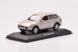 Porsche Cayenne 9PA Beige Minichamps 1:43 WAPC2000513 Diecast - image 2 of 4