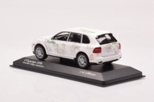 Porsche Cayenne Concept Schaeffler Gruppe Automotive Minichamps 1:43 PORSCHE-264306 Diecast - image 3 of 4