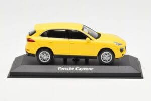 Porsche Cayenne 92A Yellow MaxiChamps 1:43 940063201 Diecast