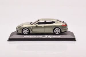 Porsche Panamera 970 S Hybrid Critall Green Minichamps 1:43 WAP0205010A Diecast