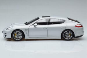 Porsche Panamera 970 Turbo Silver Norev 1:18 187609 Diecast - image 4 of 7