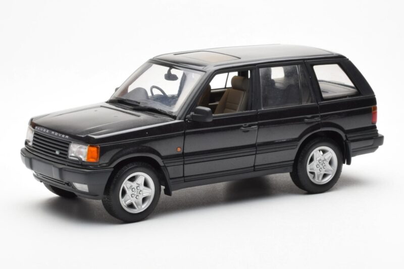 Range Rover P38 4.6 HSE Black Metallic AUTOart 1:18 Range Rover P38 4.6 HSE Black Metallic AUTOart 1:18 70017 Diecast