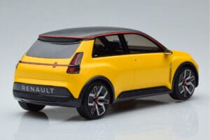 Renault E-Tech Electric Prototype Yellow Otto 1:18 OT406 Resin - image 2 of 6
