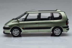 Renault Espace 3 Green Otto 1:18 OT430 Resin - image 3 of 6