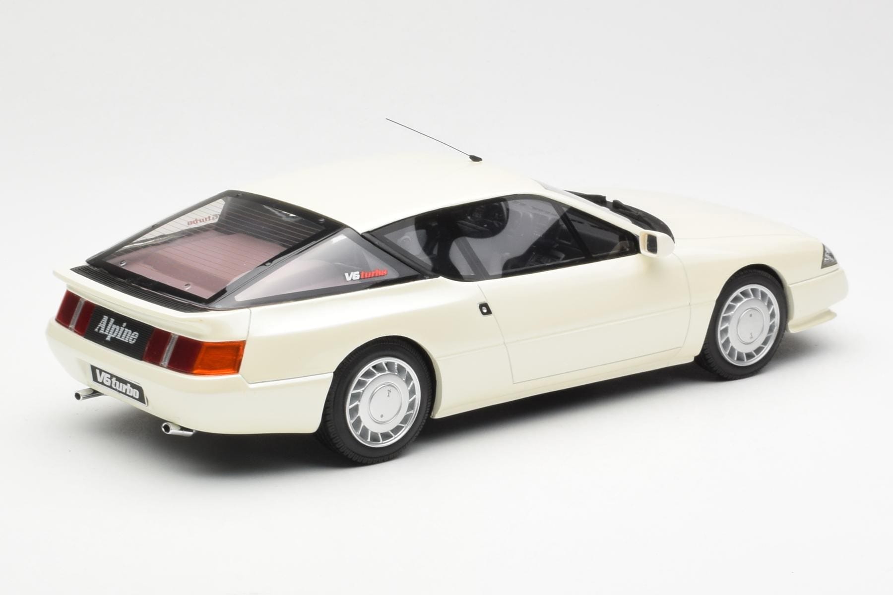 Otto Alpine GTA V6 Turbo 1:18 White Resin Model