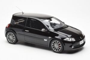 Renault Megane 2 RS Phase 2 Black Otto 1:18 OT1054 Resin - image 4 of 6