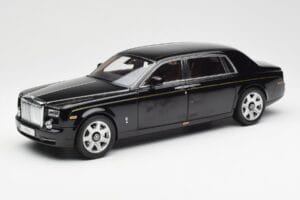 Rolls-Royce Phantom VII EWB Diamond Black Kyosho 1:18 08841DBK2 Diecast