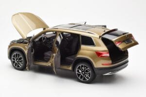 Skoda Kodiaq Gold FAW 1:18 ZSX000001GOL Diecast - image 5 of 8