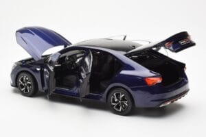 Skoda Octavia Pro Blue FAW 1:18 ZMR000006BLA Diecast - image 5 of 8