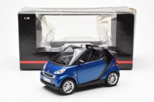 Smart Fortwo 451 Cabrio Blue & Black Minichamps 1:18 150036330 Diecast - image 8 of 8