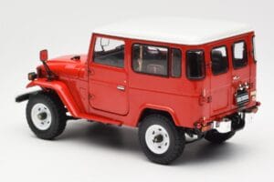 Toyota Land Cruiser FJ40 Van Red Kyosho 1:18 08971R Diecast - image 7 of 8