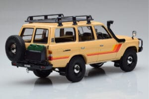 Toyota Land Cruiser 60 Beige With Optional Parts Kyosho 1:18 08956XBE Diecast - image 3 of 12