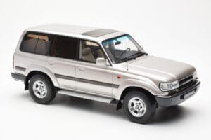 Toyota Land Cruiser HDJ80 Beige Metallic Otto 1:18 OT438 Resin - image 4 of 6