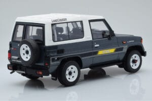Toyota Land Cruiser LJ73 Grey Otto 1:18 OT437 Resin - image 2 of 6