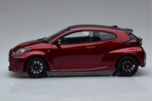 Toyota GR Yaris Red Otto 1:18 OT1003 Resin - image 3 of 6