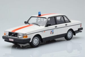 Volvo 240 GL Politie Belgium Minichamps 1:18 155171492 Diecast