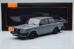 Volvo 240 Turbo Gray IXO 1:18 18CMC089 Diecast - image 6 of 6