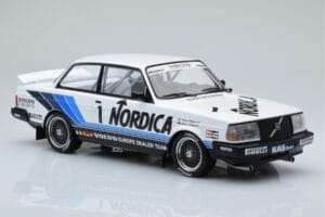 Volvo 240 Turbo Nordica #1 J. Cecotto / A. Olafsson ETCC Brno 1986 IXO 1:18 18RMC087 Diecast - image 4 of 6