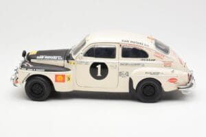 Volvo PV 544 Rally Revell 1:18 8922 Diecast - image 4 of 8