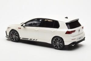 Volkswagen Golf GTI Mk8 Clubsport White Otto 1:18 OT986 Resin - image 5 of 6