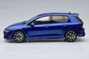 Volkswagen Golf Mk8 R Blue Otto 1:18 OT413 Resin - image 3 of 6