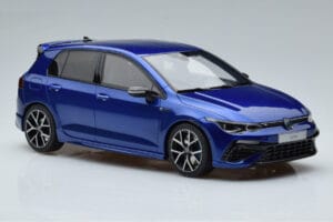 Volkswagen Golf Mk8 R Blue Otto 1:18 OT413 Resin - image 4 of 6