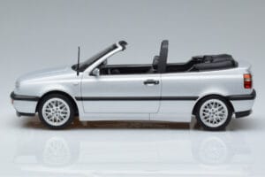 Volkswagen Golf Mk3 Cabriolet Silver Norev 1:18 188468 Diecast - image 3 of 6