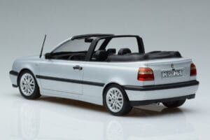 Volkswagen Golf Mk3 Cabriolet Silver Norev 1:18 188468 Diecast - image 5 of 6
