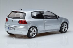 Volkswagen Golf GTI Mk5 Pirelli Edition Silver Norev 1:18 188425 Diecast - image 3 of 7