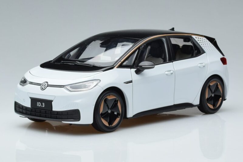 Volkswagen ID.3 White FAW 1:18 ZVN000001WEI Diecast