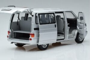 Volkswagen T4b Transporter Caravelle Minibus Schuco 1:18 450041500 Diecast - image 2 of 8