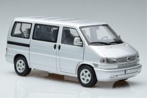 Volkswagen T4b Transporter Caravelle Minibus Schuco 1:18 450041500 Diecast - image 6 of 8