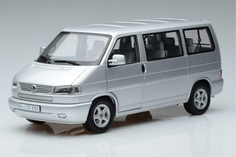 Volkswagen T4b Transporter Caravelle Minibus Schuco 1:18 450041500 Diecast