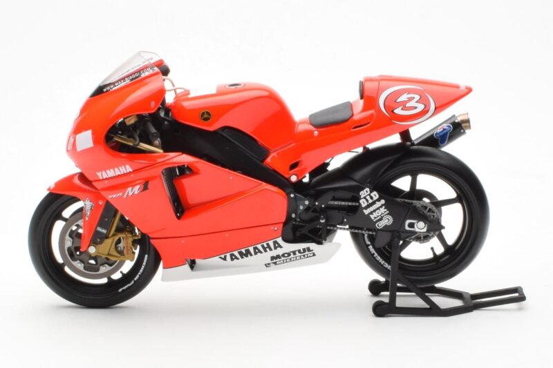 Yamaha YZR-M1 Marlboro Yamaha Team #3 M. Biaggi MotoGP 2002 Minichamps 1:12 Yamaha YZR-M1 Marlboro Yamaha Team #3 M. Biaggi MotoGP 2002 Minichamps 1:12 122026303 Diecast