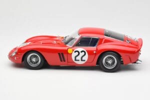 Ferrari 250 GTO #22 24 Hours of Le Mans 1962 Kyosho 1:18 08432B Diecast - image 4 of 8