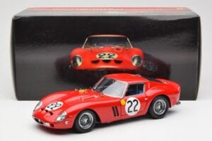 Ferrari 250 GTO #22 24 Hours of Le Mans 1962 Kyosho 1:18 08432B Diecast - image 8 of 8
