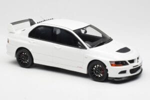 Mitsubishi Lancer Evo VIII MR FQ-400 White Otto 1:18 OT777 Resin - image 4 of 6