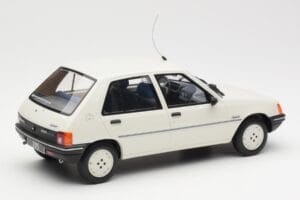 Peugeot 205 Junior White Otto 1:18 OT463 Resin - image 2 of 6