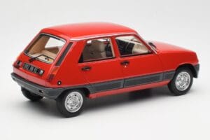 Renault 5 GTL Red Otto 1:18 OT1147 Resin - image 2 of 6