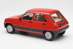 Renault 5 GTL Red Otto 1:18 OT1147 Resin - image 5 of 6