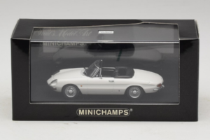 Alfa Romeo 1750 Spider Veloce White Minichamps 1:43 400120530 Diecast - image 4 of 4